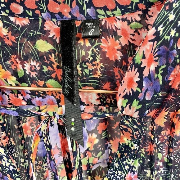 Bellatrix | floral  long sleeve Blouse Small , sheer, tie neck, multicol… - Picture 11 of 11